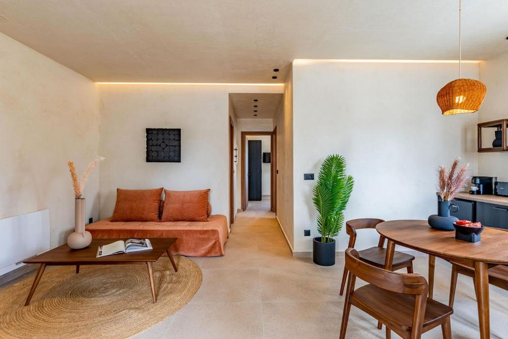Peranosa The Residency Apart otel Agios Georgios  Dış mekan fotoğraf